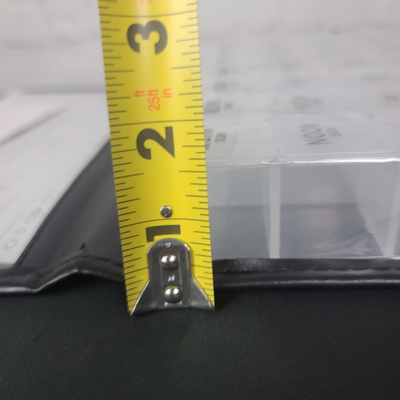 Simply Genius 7 Day Pill Organizer. - Picture 5 of 9